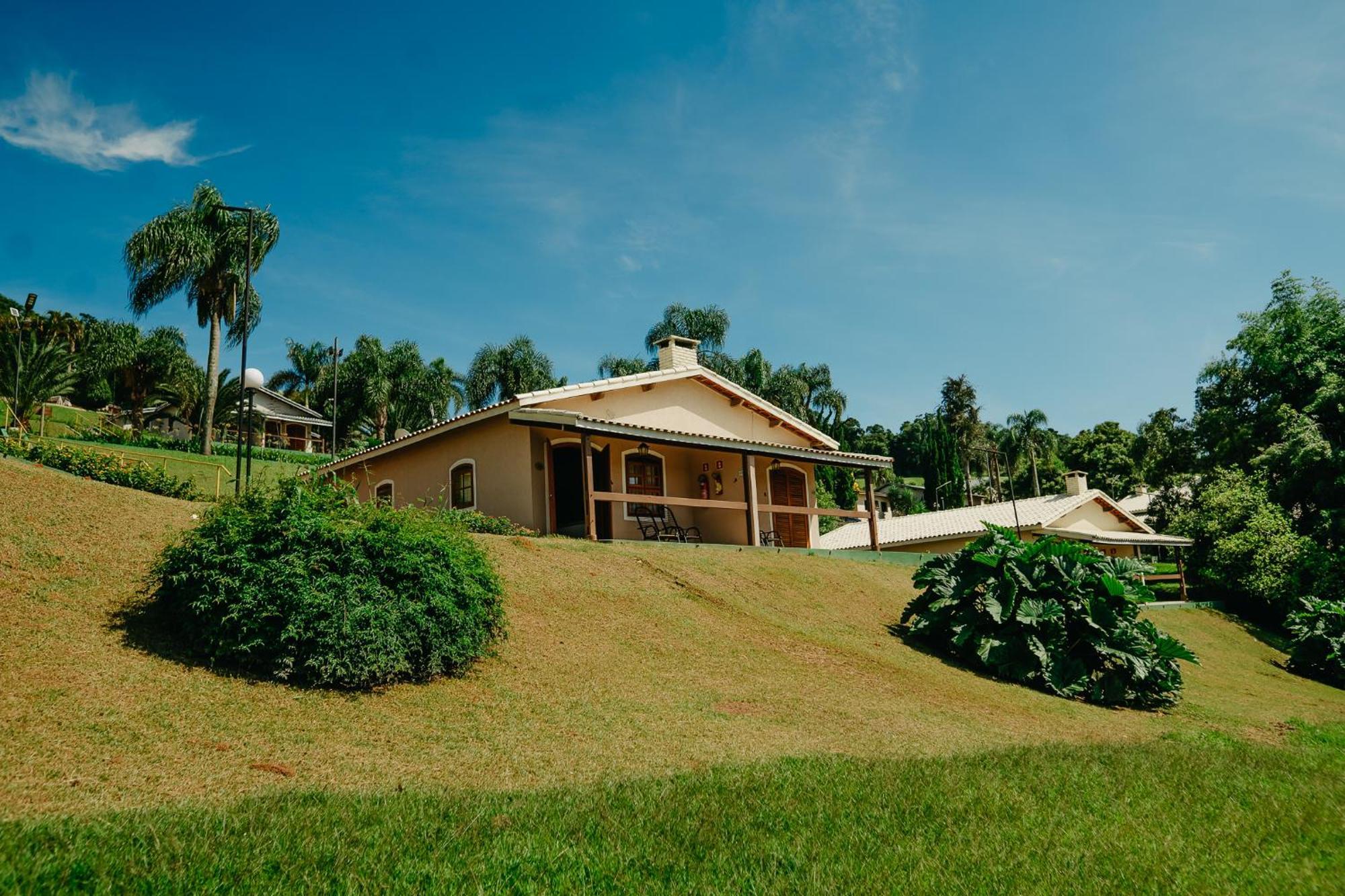 Paraty Hotel Fazenda & Spa Ibiúna Exteriör bild