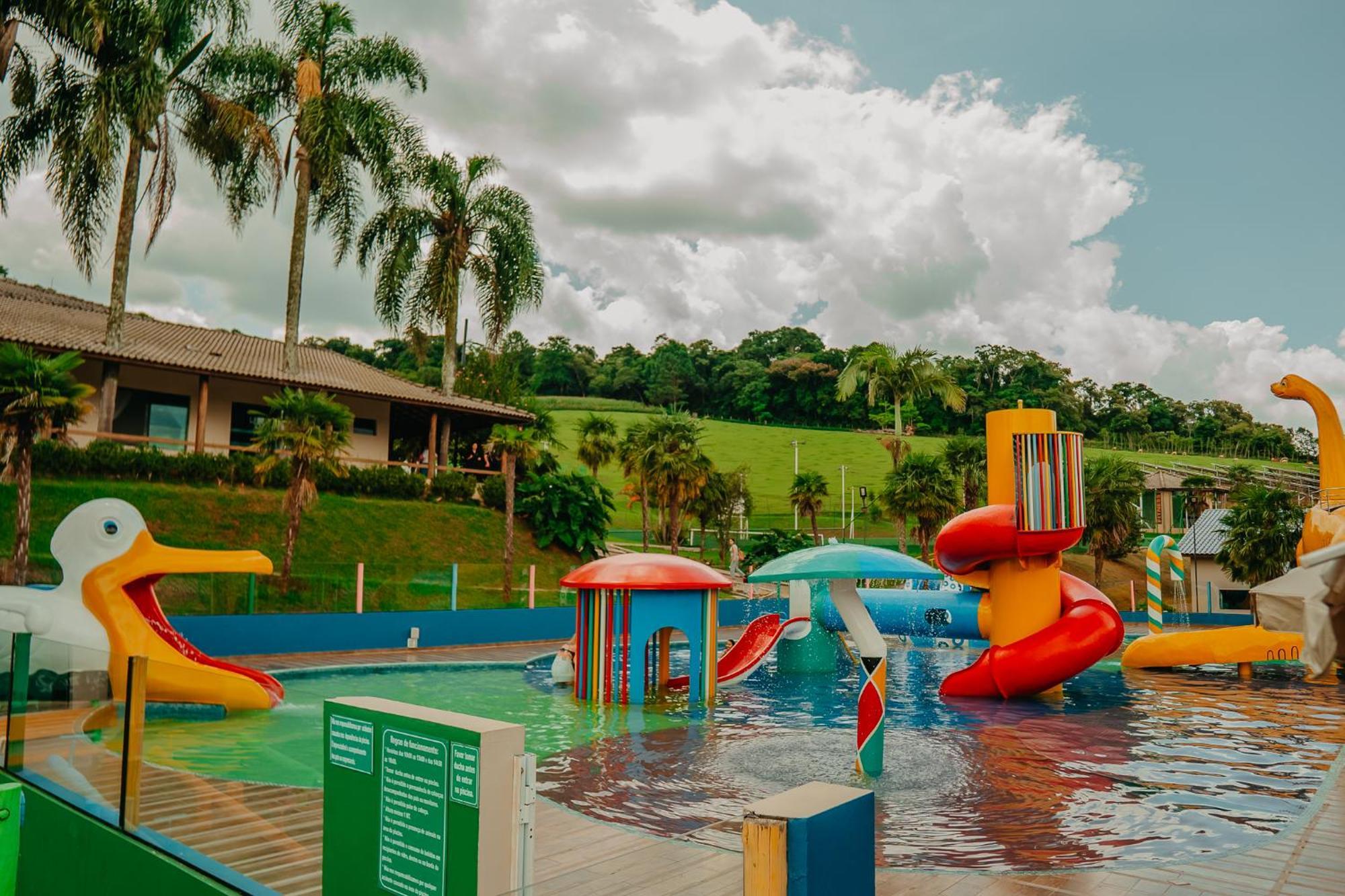 Paraty Hotel Fazenda & Spa Ibiúna Exteriör bild