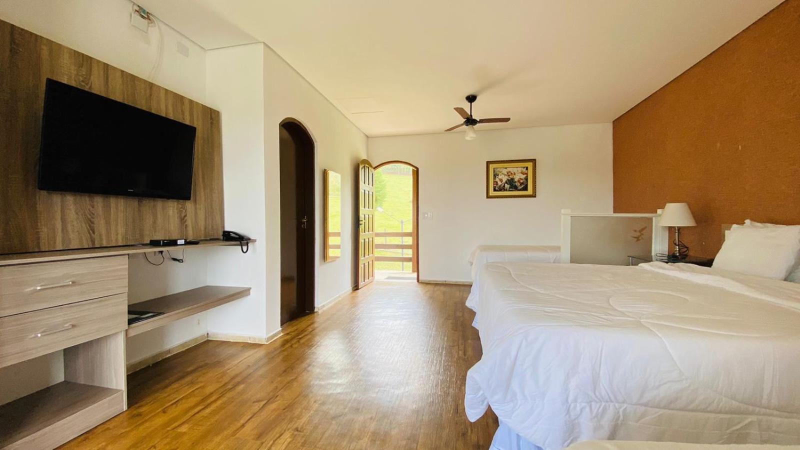 Paraty Hotel Fazenda & Spa Ibiúna Exteriör bild